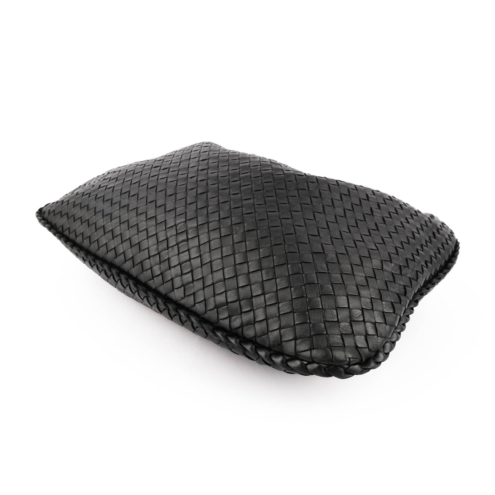 Bottega Veneta Medium Veneta Hobo Bag in Intrecciato Nappa