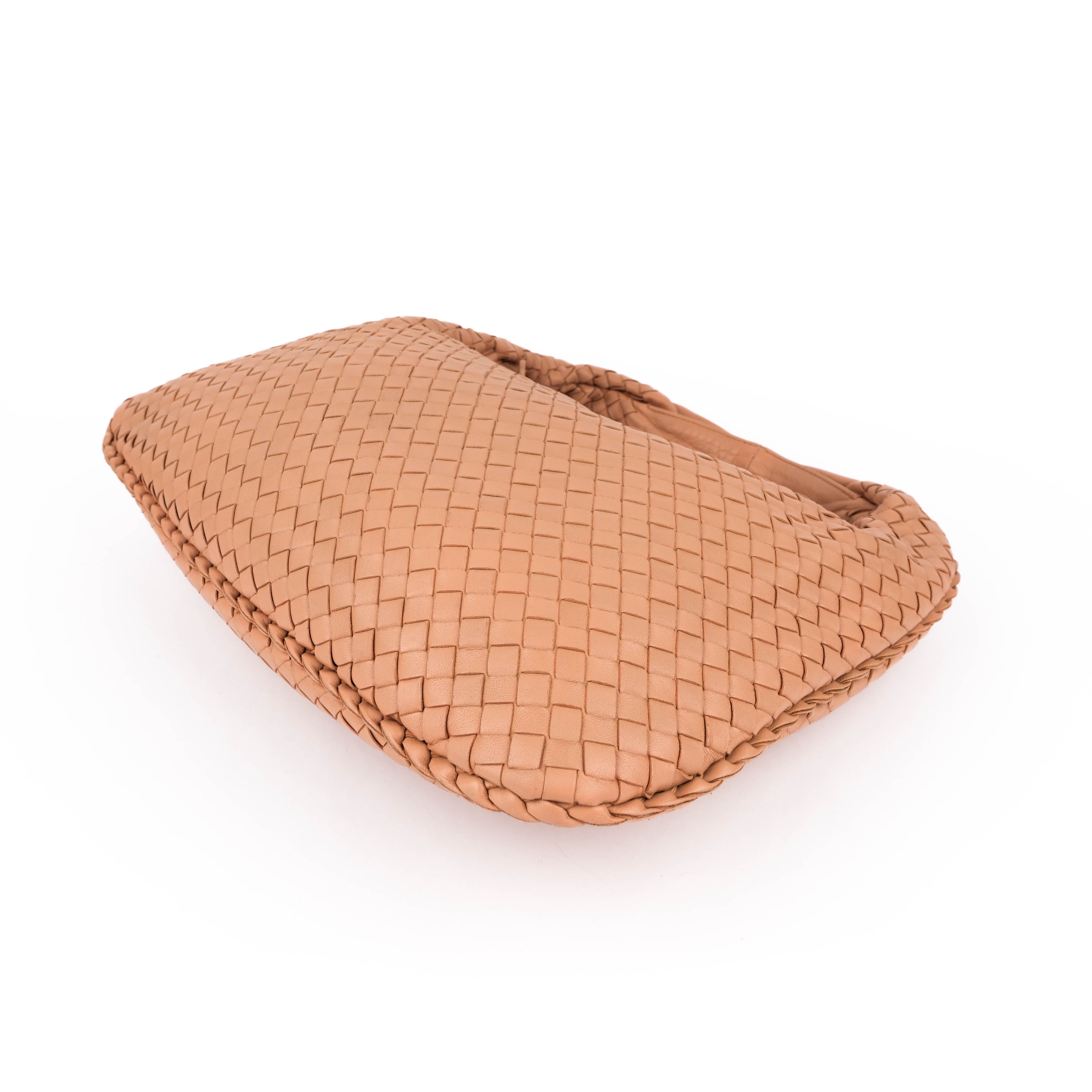 Bottega Veneta Medium Intrecciato Nappa Veneta Hobo Bag - Dusty Rose