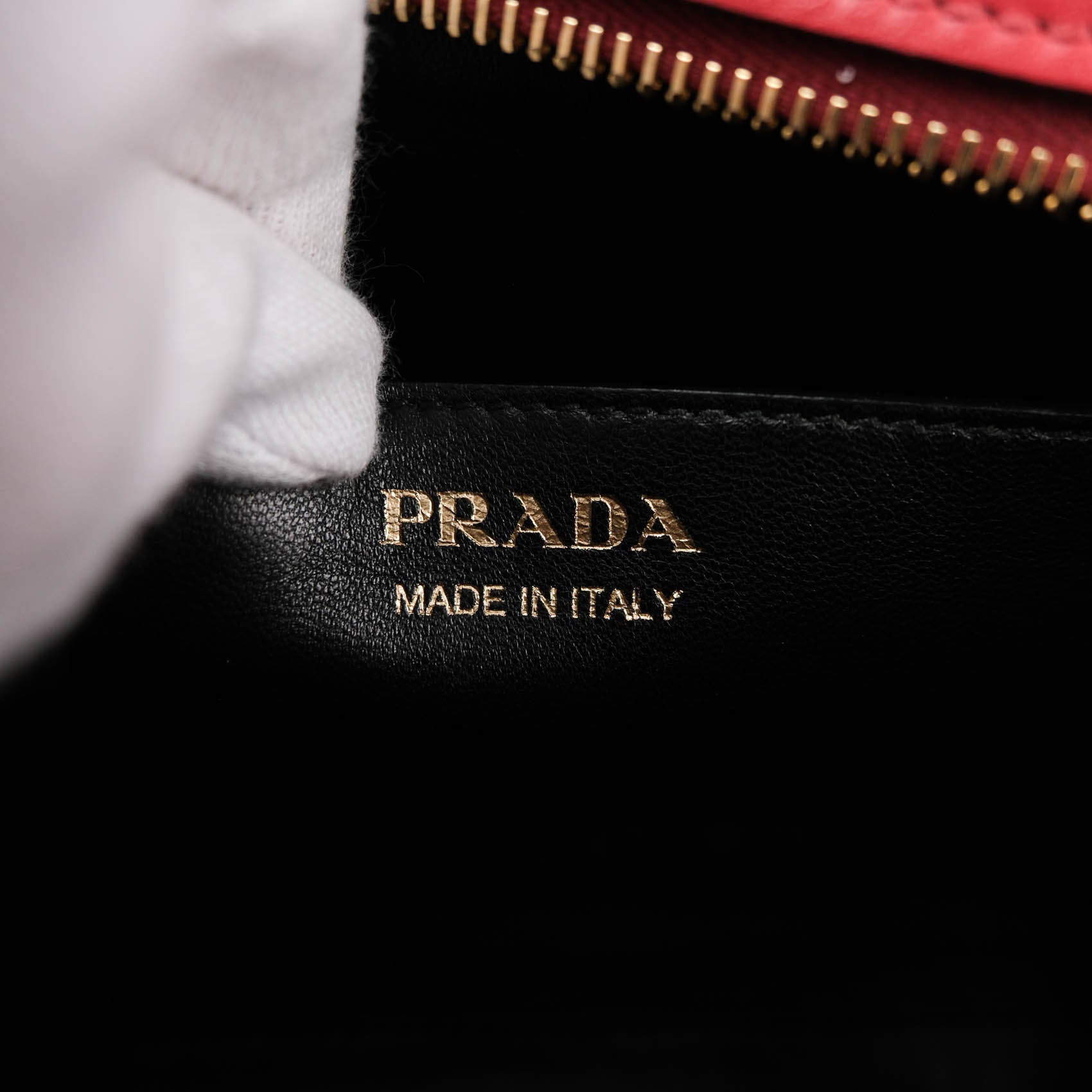 Prada Esplanade Crossbody Saffiano City Calf Red Leather Shoulder Bag 1BH043 Gold Hardware