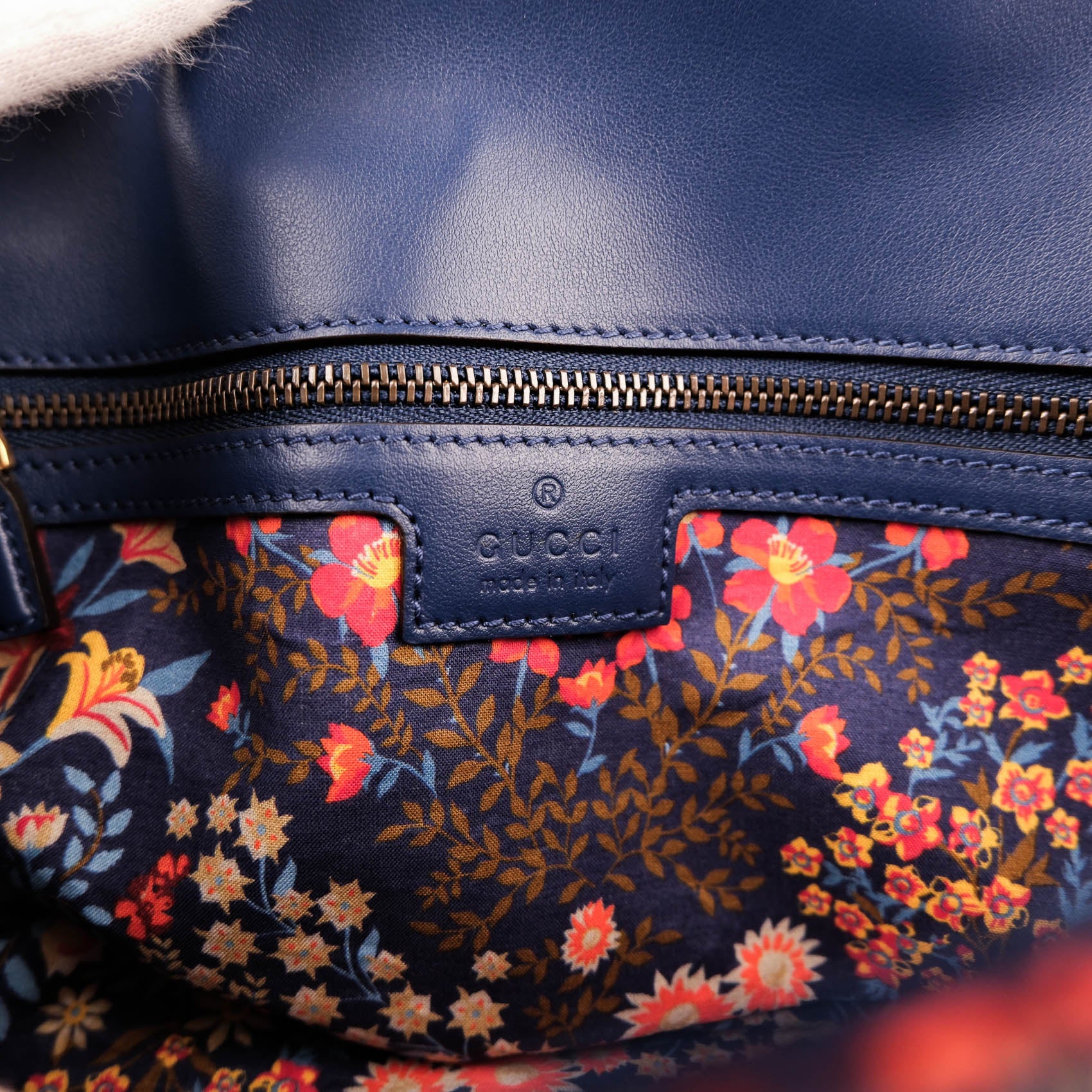 Gucci Small GG Marmont Floral Print Canvas Shoulder Bag