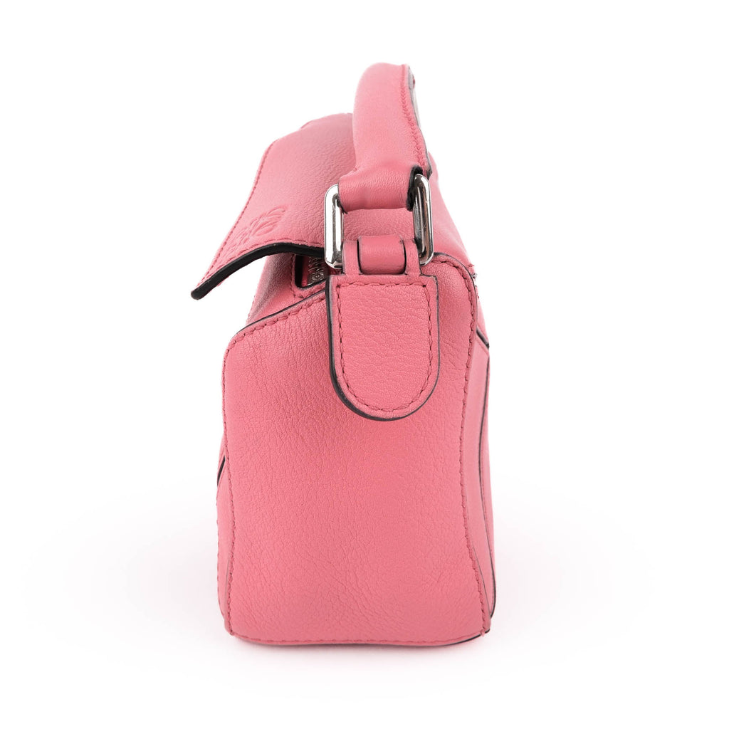 LOEWE Mini Puzzle Bag in Classic Calfskin - Pink
