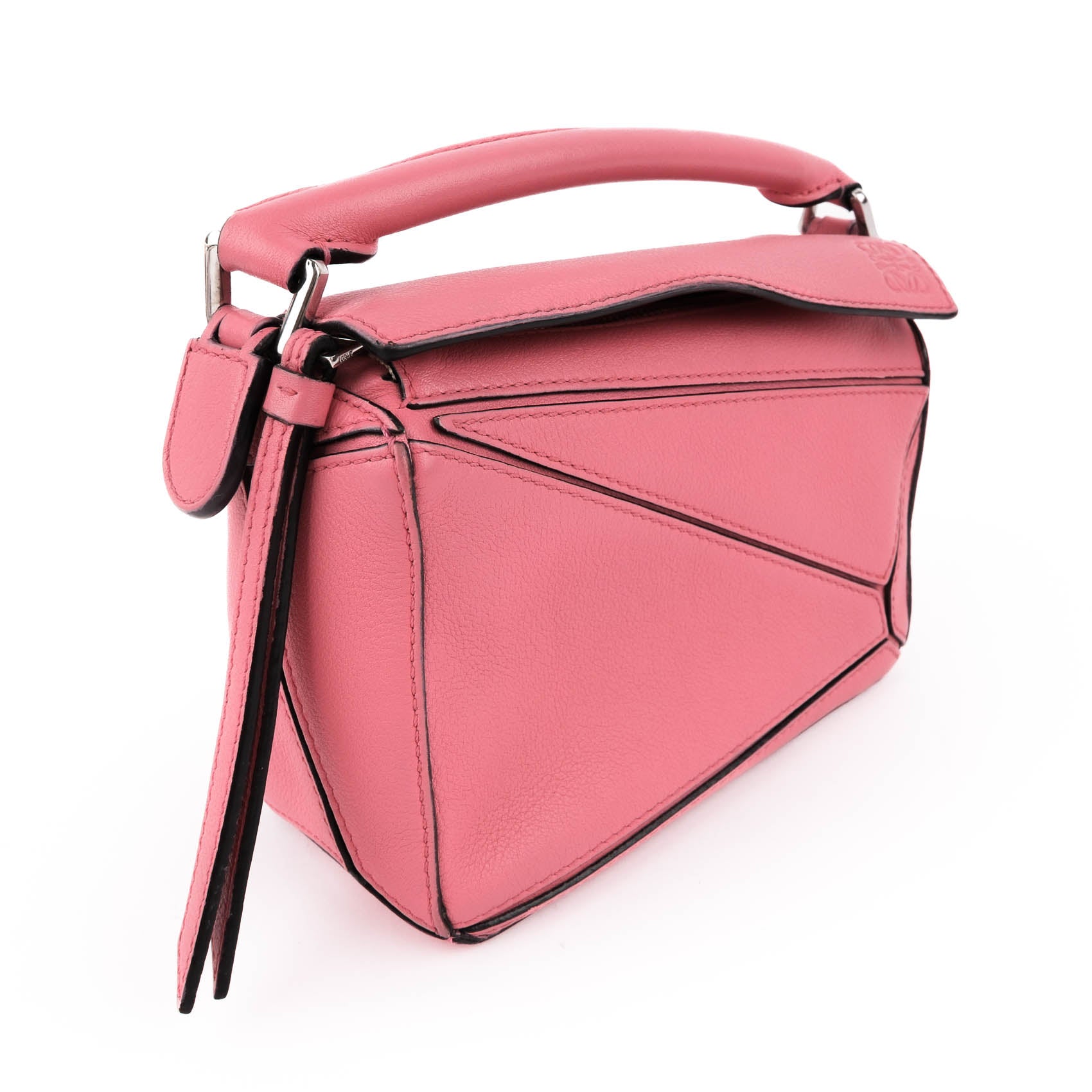 LOEWE Mini Puzzle Bag in Classic Calfskin - Pink
