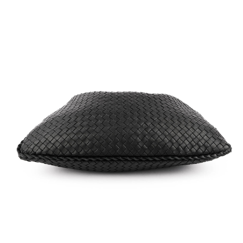 Bottega Veneta Medium Veneta Hobo Bag in Intrecciato Nappa