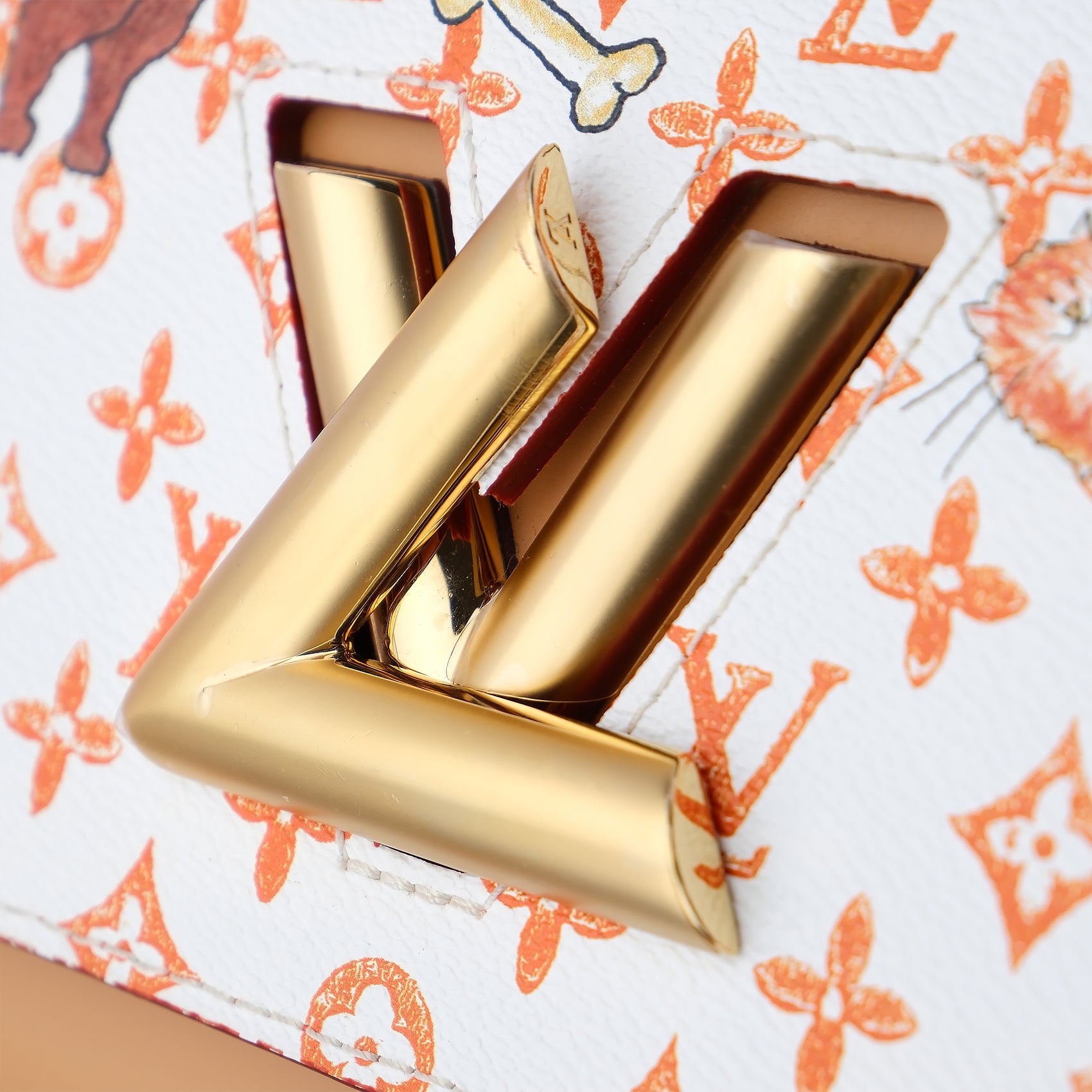 Louis Vuitton Catogram Twist MM Bag M44460