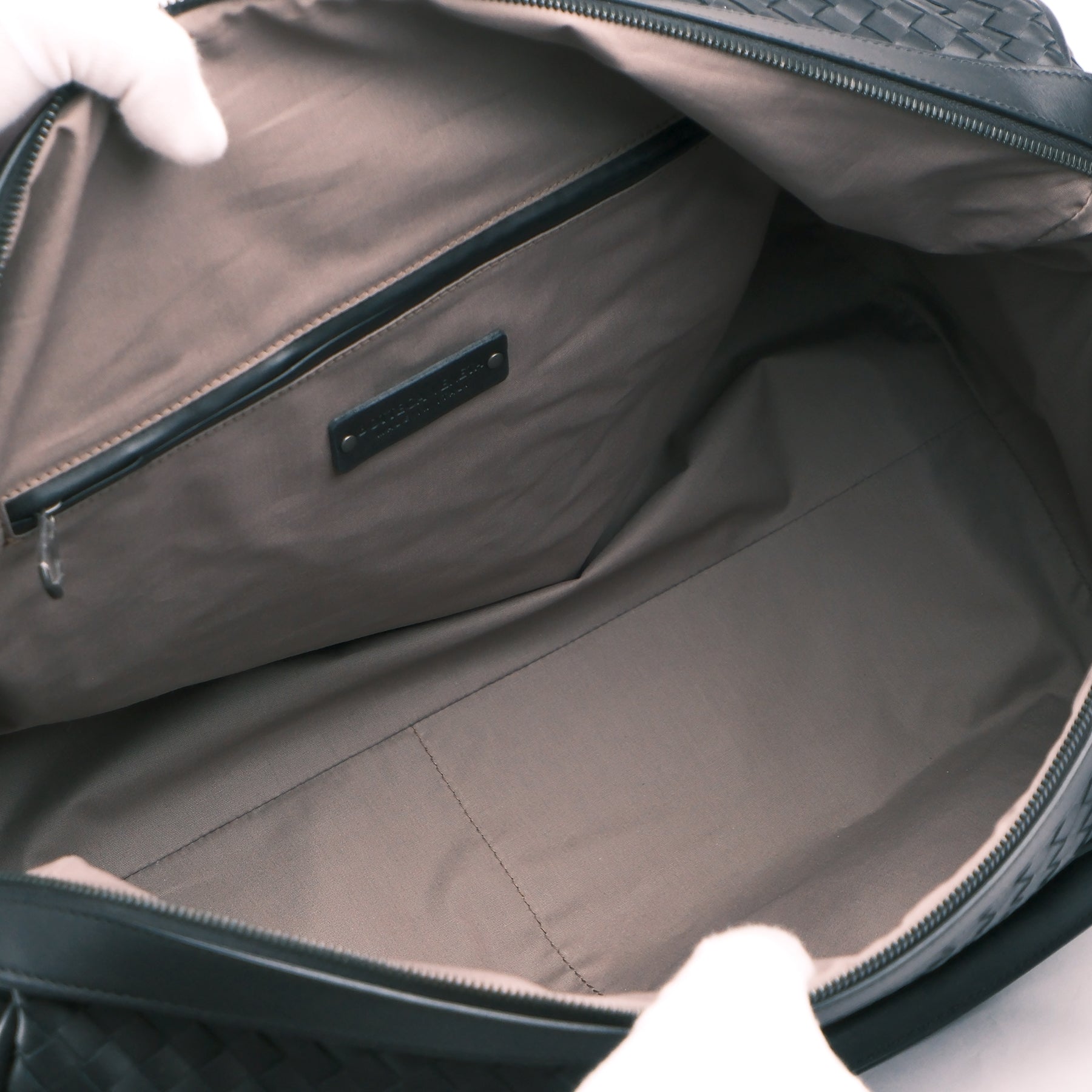 UNUSED ITEM | Bottega Veneta Intrecciato Leather Boston Travel Bag Black