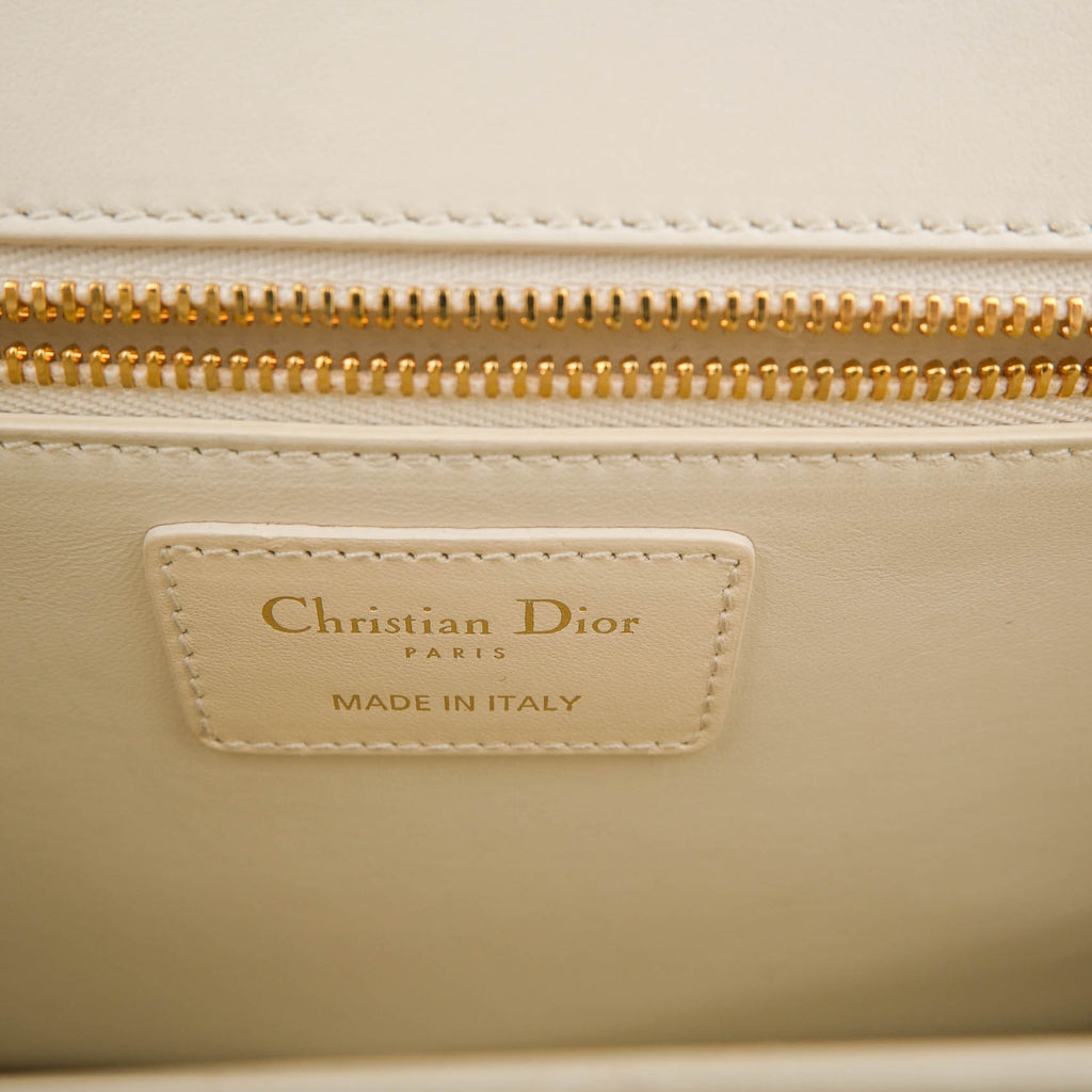 Christian Dior 30 Montaigne Leather Shoulder Bag