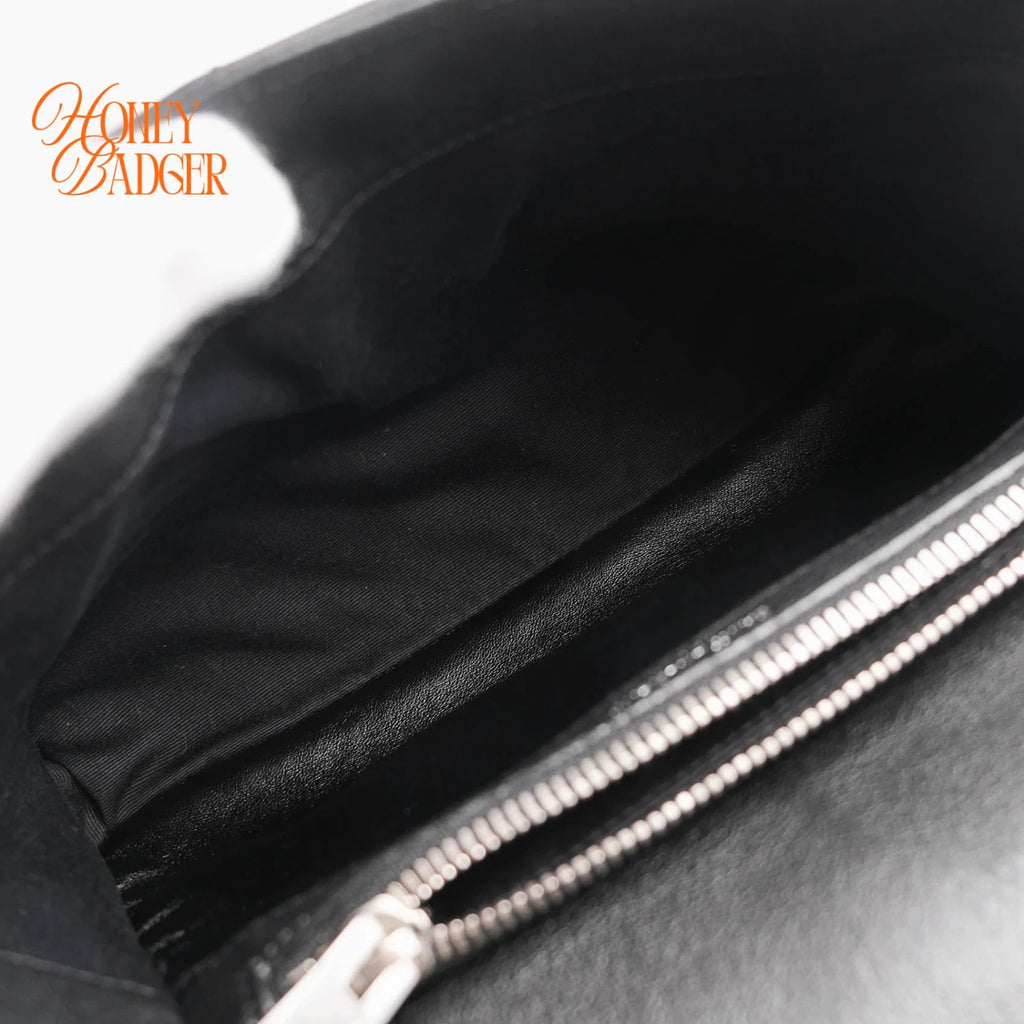 Saint Laurent College Medium in black leather with studs, Grade A condition.