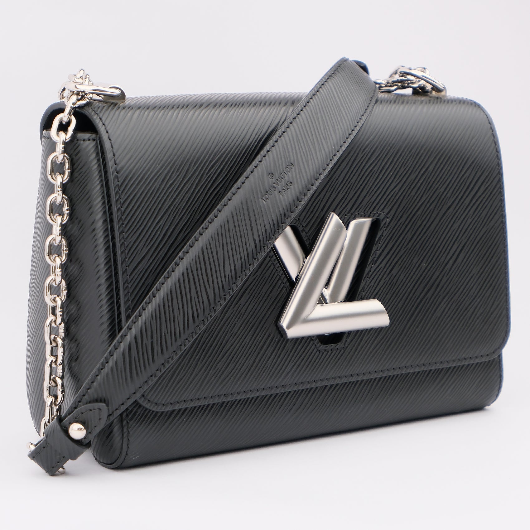 Louis Vuitton Twist MM M50282 Epi Leather Black Silver Hardware Shoulder Bag