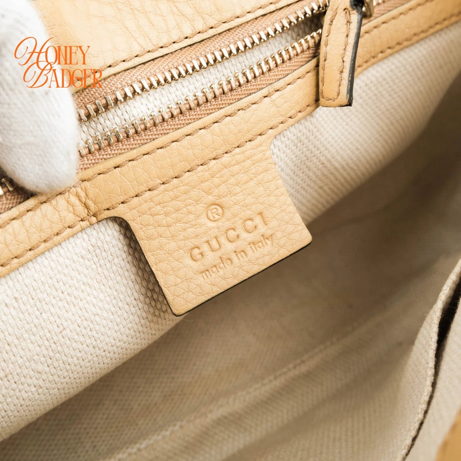Gucci Soho Chain Shoulder Bag Beige Leather with Tassel