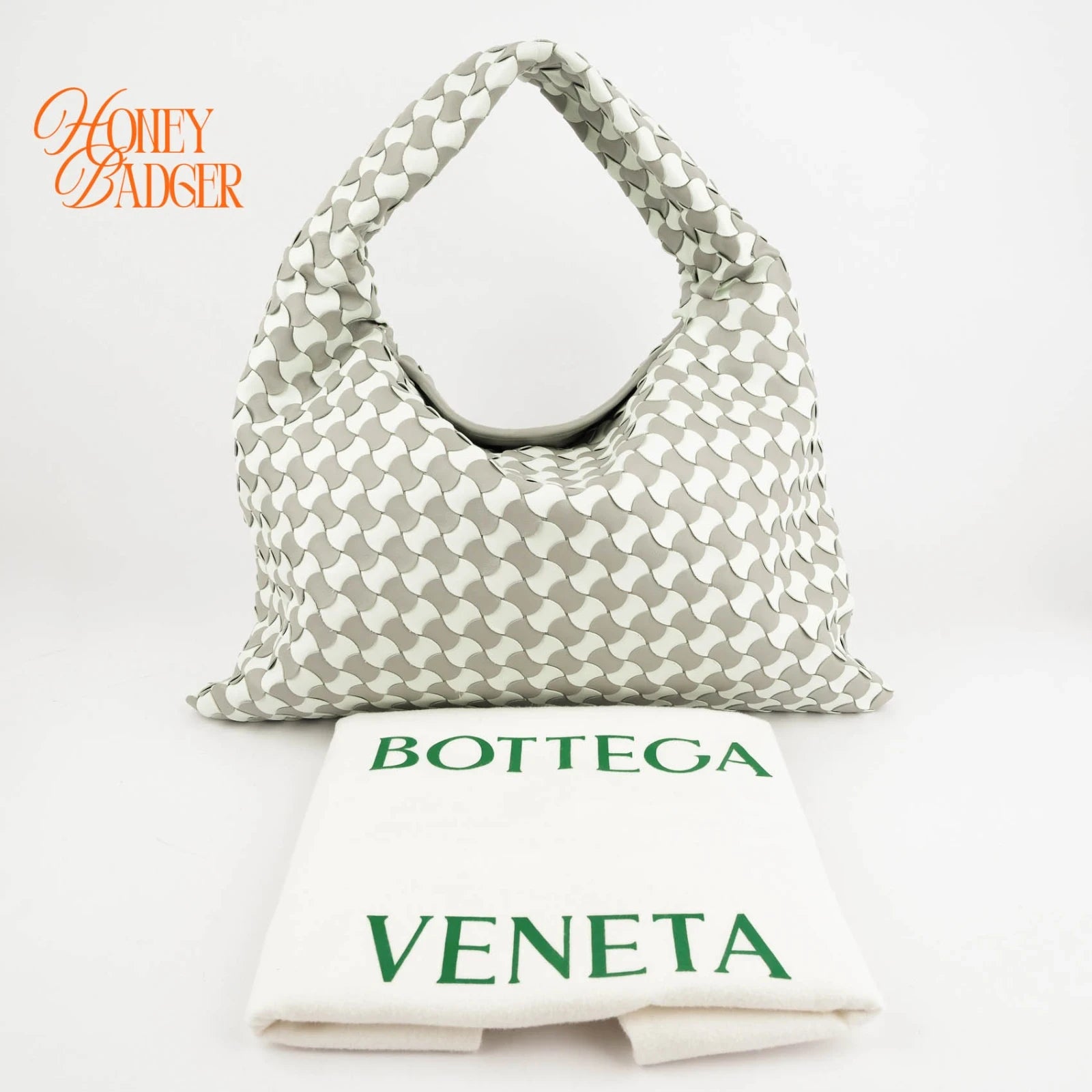 Bottega Veneta Hop in gray Intrecciato leather, Rank S