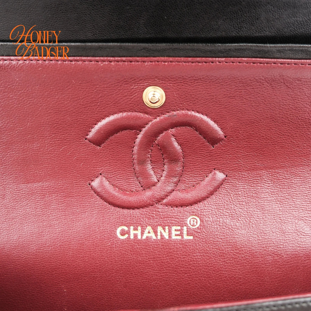 Chanel Classic Double Flap Medium 25 Quilted Lambskin Black Gold Hardware Rank AB