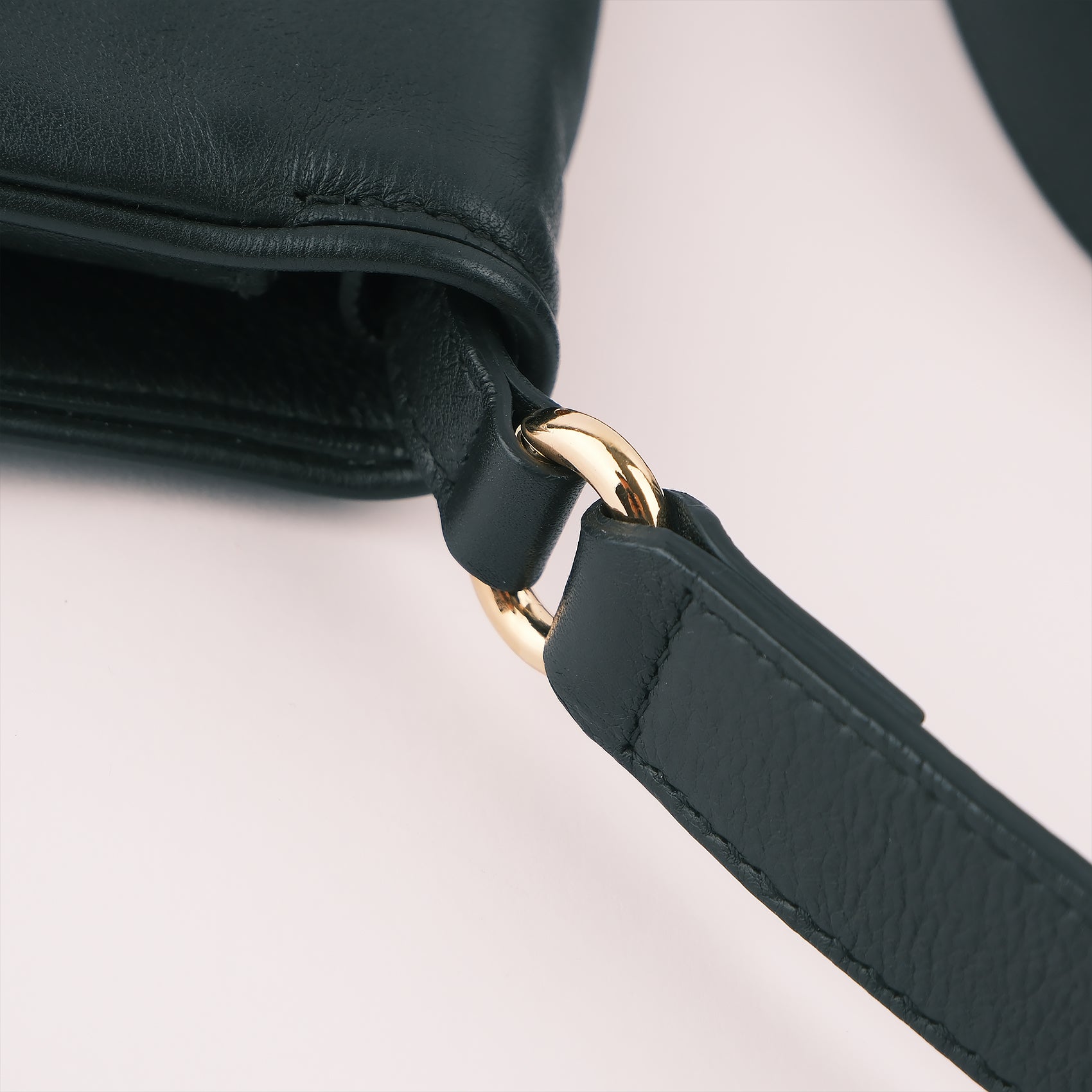 Gucci Blondie Small Shoulder Bag