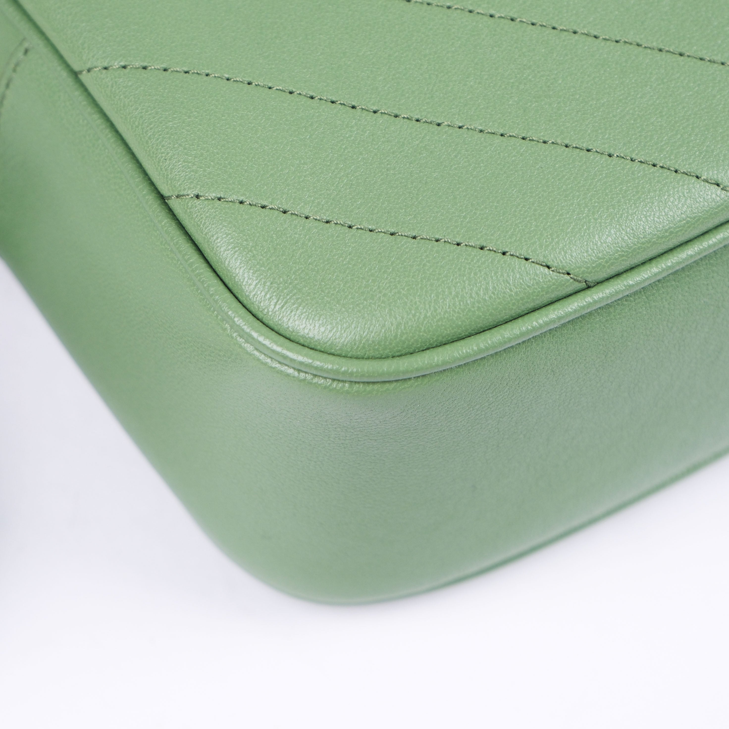 Gucci Blondie Leather Camera Bag in Green
