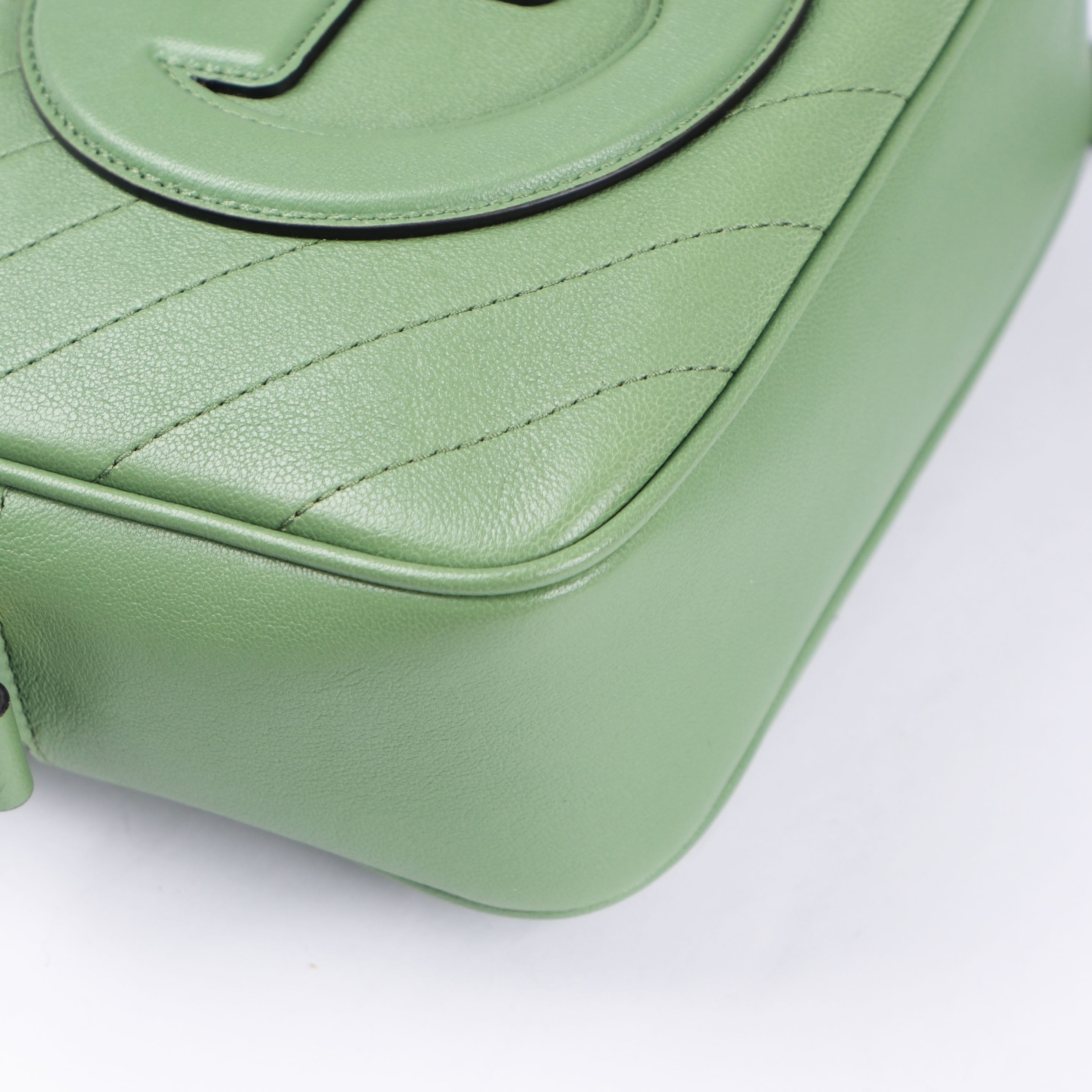 Gucci Blondie Leather Camera Bag in Green