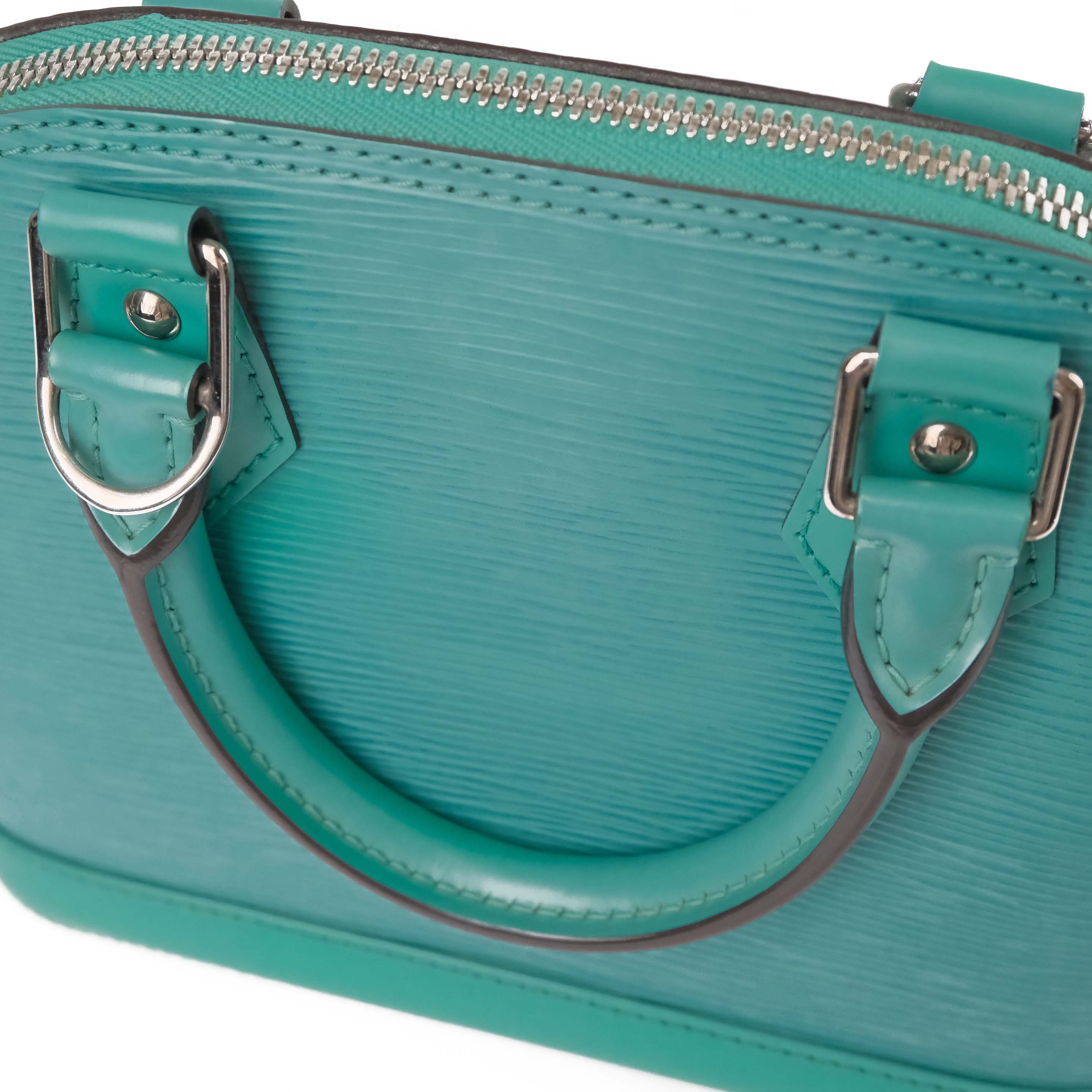 Louis Vuitton Alma BB in Epi Leather