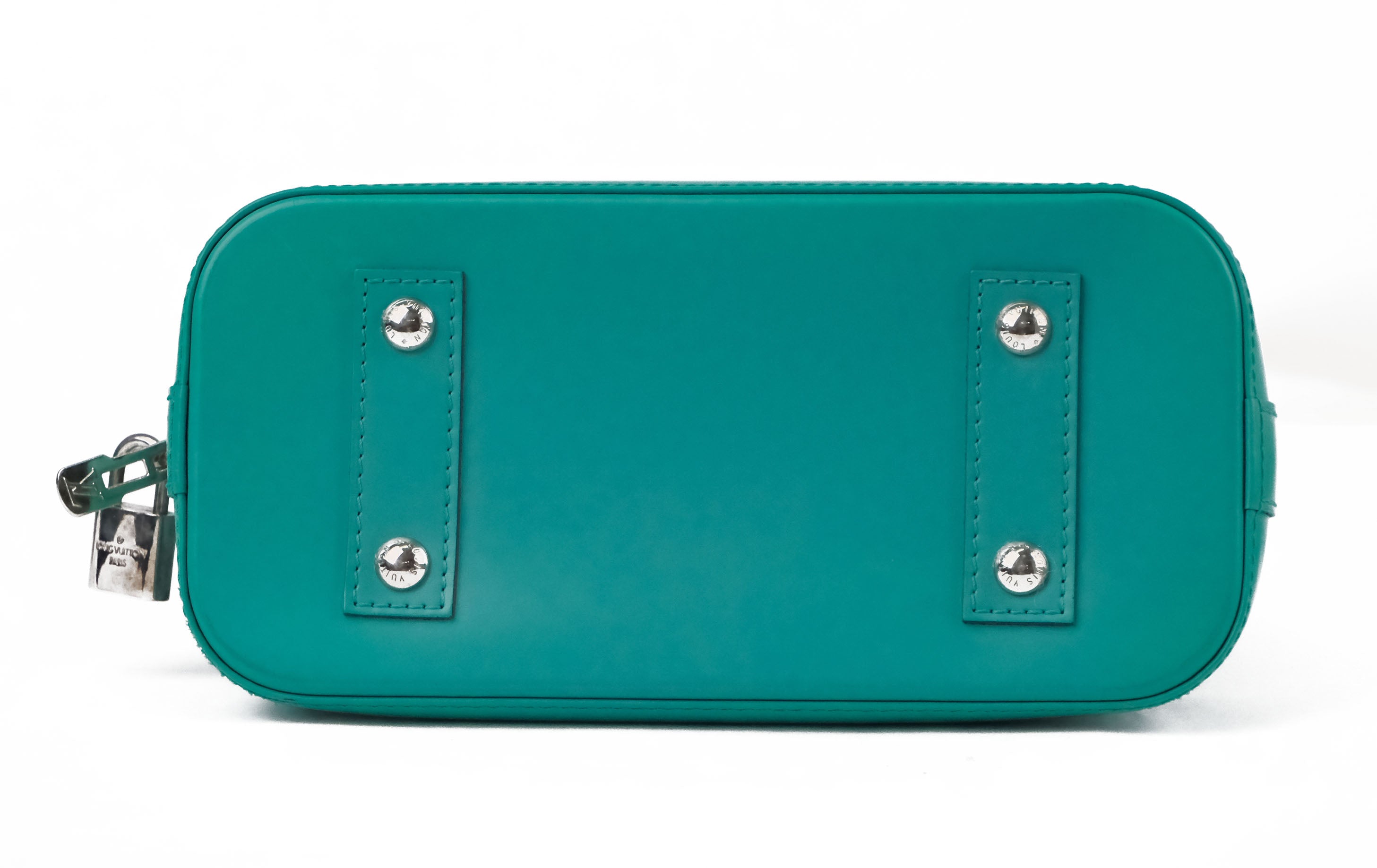Louis Vuitton Alma BB in Epi Leather