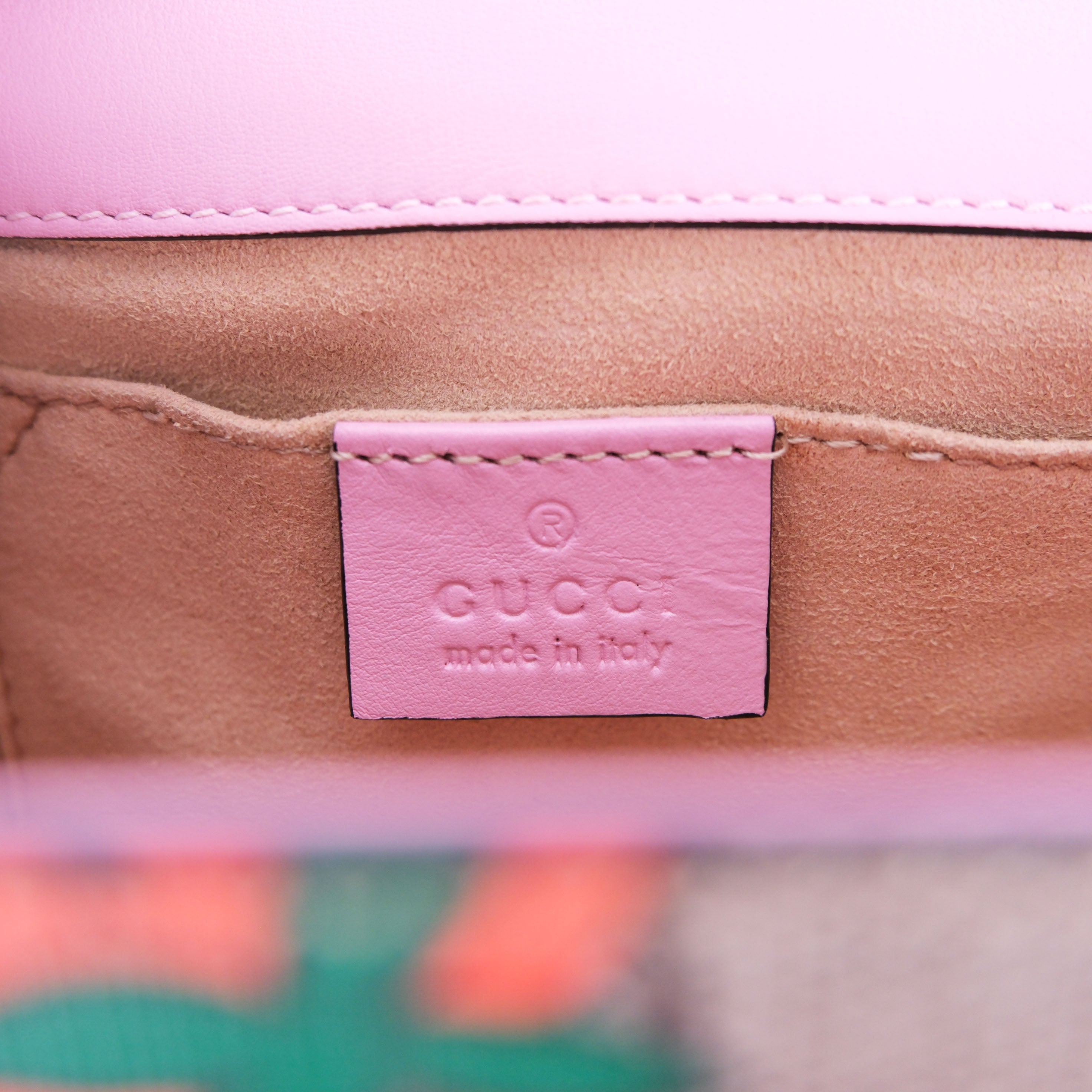Gucci Padlock Strawberry GG Supreme Shoulder Bag