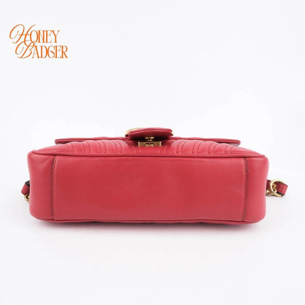 Gucci GG Marmont 26 in red leather, Grade A condition.