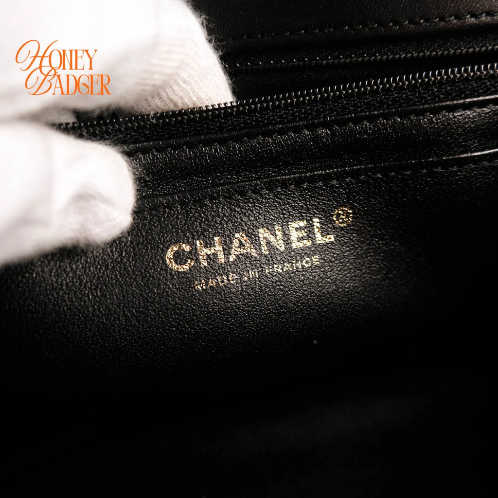 Chanel 2.55 Reissue Crocodile-Embossed Leather Graffiti Black Gold Rank A