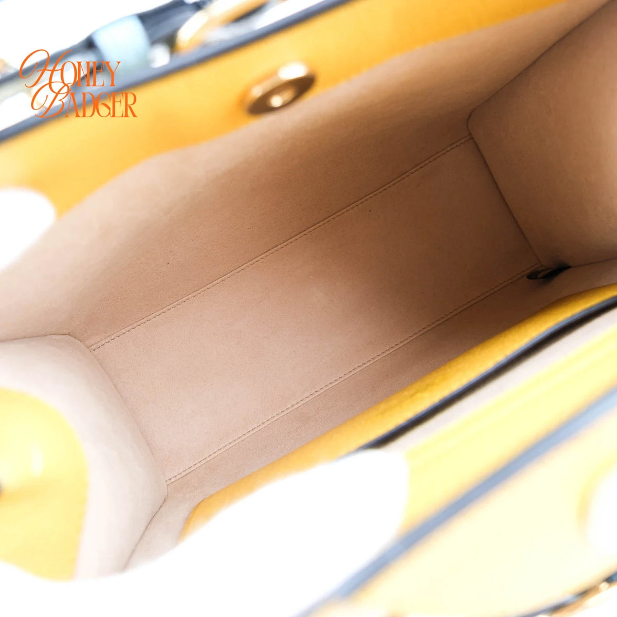 Gucci Diana Small Leather Yellow Rank S