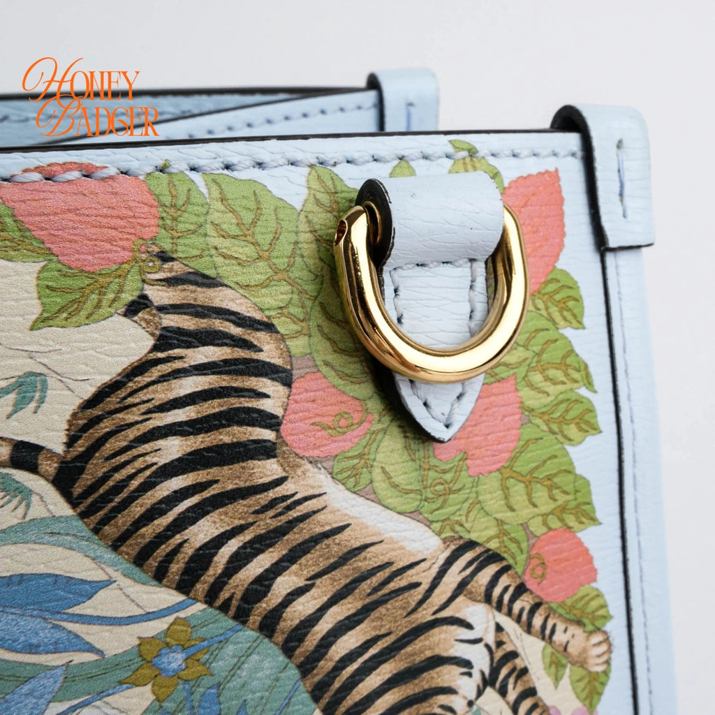 Gucci Tiger Print Tote GG Supreme Beige Rank A