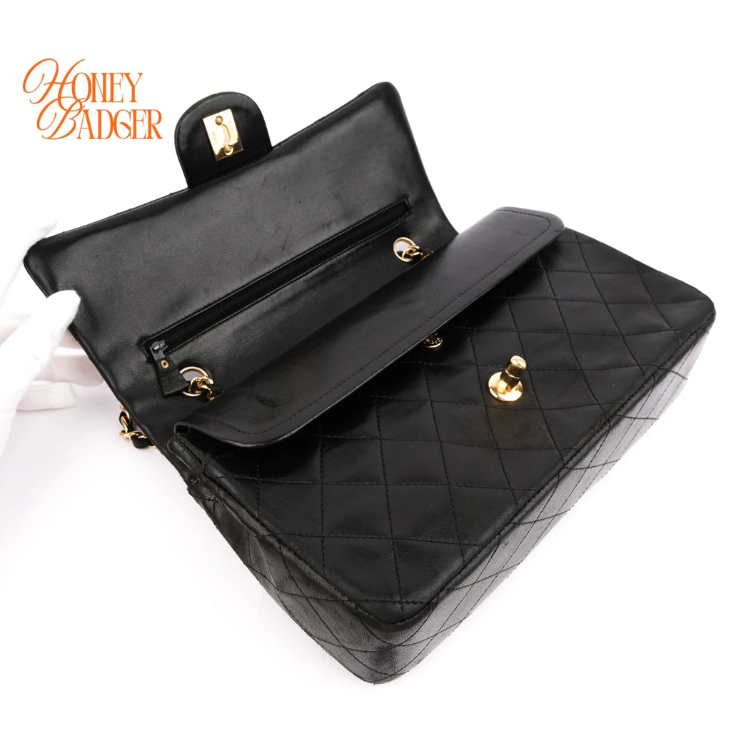Chanel Classic Double Flap Medium 25 Quilted Lambskin Black Gold Hardware Rank AB