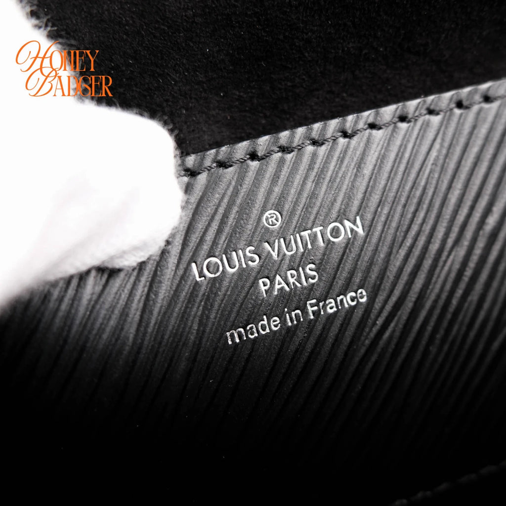 Louis Vuitton Twist MM Black Epi Leather Grade A
