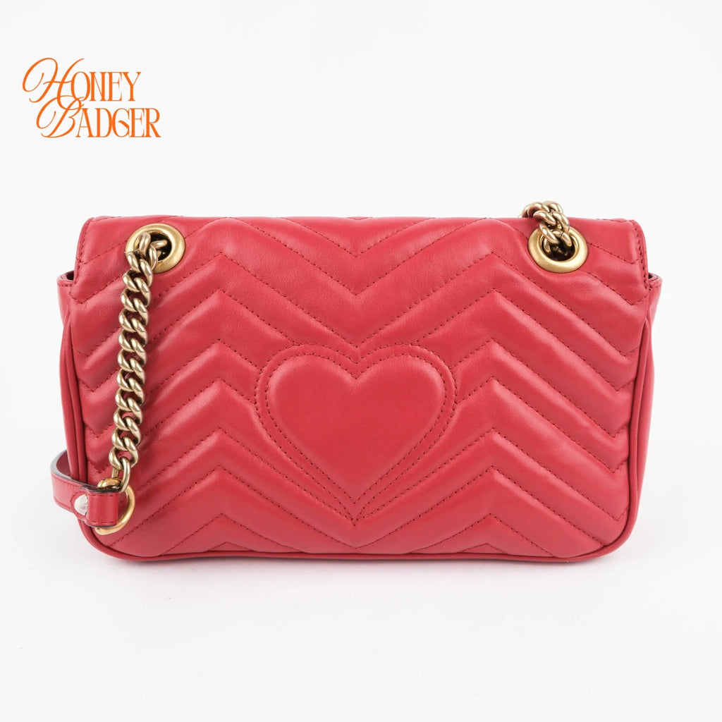 Gucci GG Marmont 26 in red leather, Grade A condition.