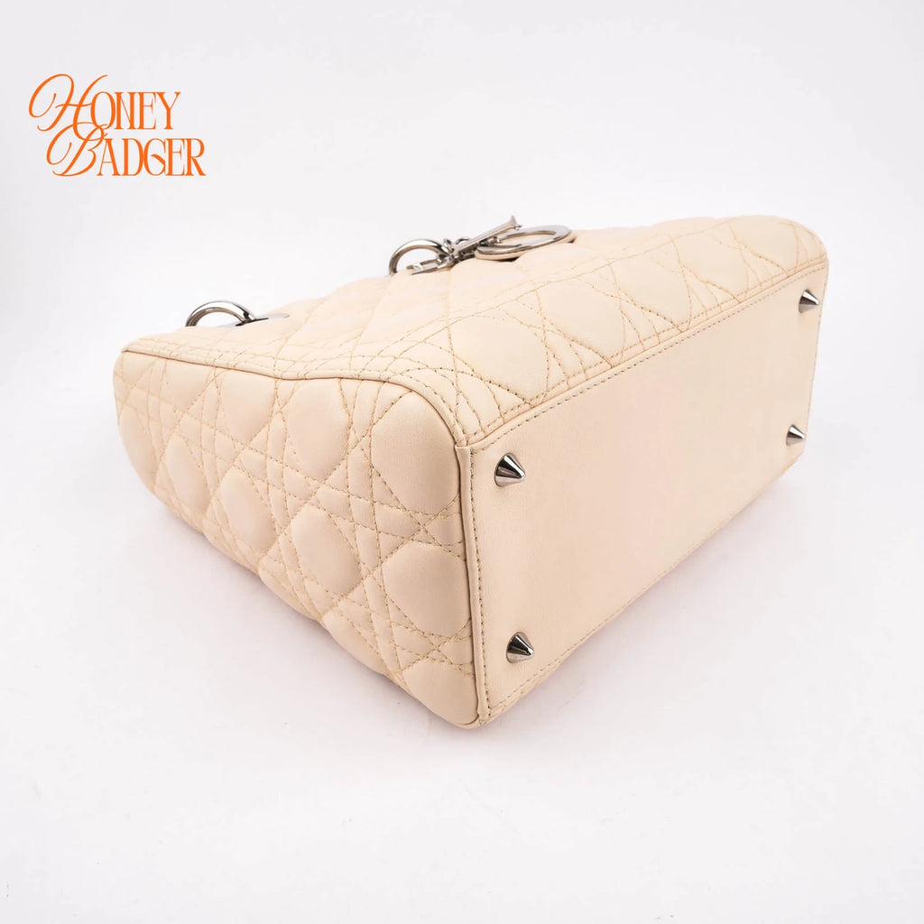 Dior Lady Dior Medium Lambskin White Rank A