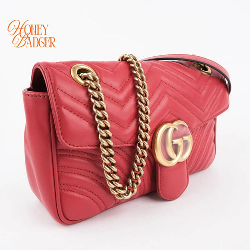 Gucci GG Marmont 26 in red leather, Grade A condition.