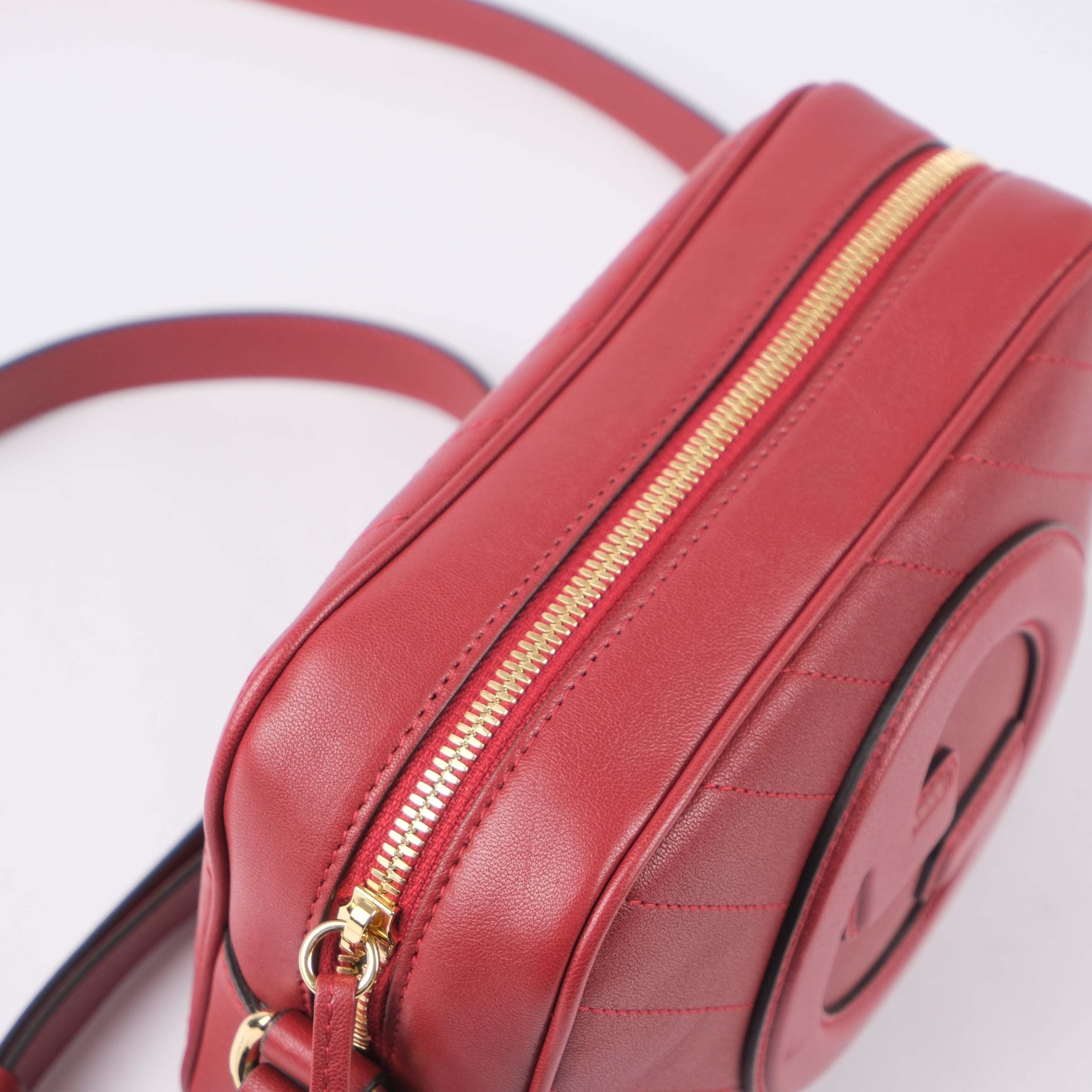 Gucci Soho Disco Small Shoulder Bag Grained Leather Red Gold Hardware