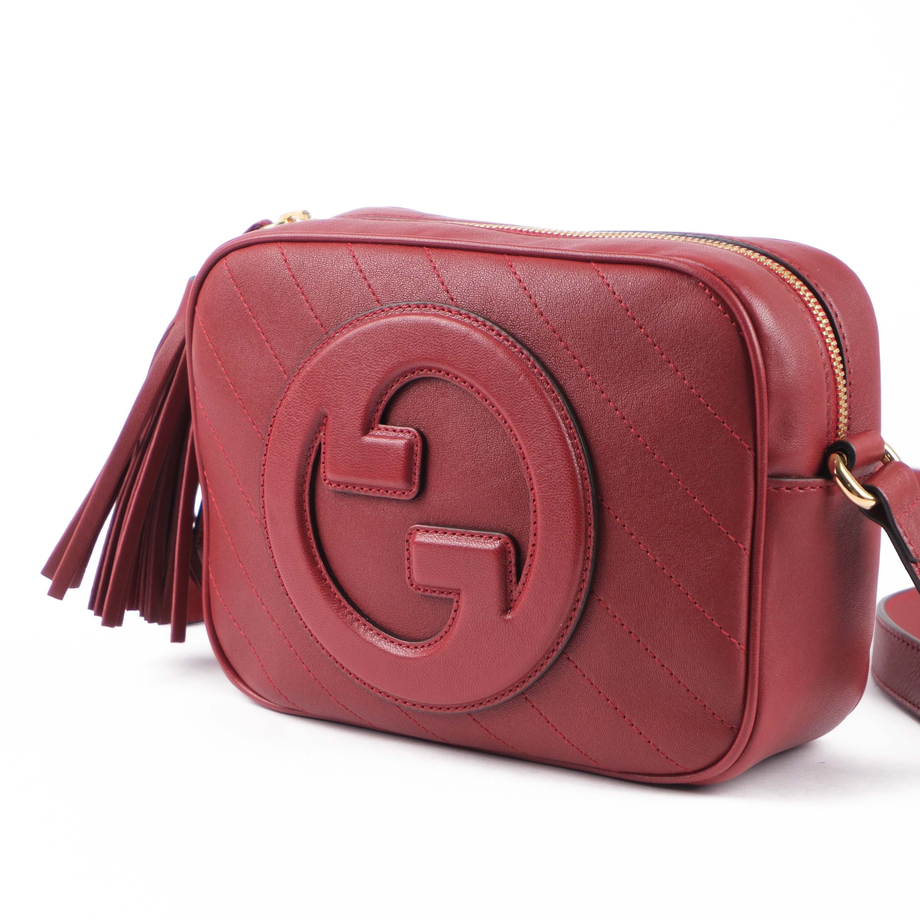 Gucci Soho Disco Small Shoulder Bag Grained Leather Red Gold Hardware
