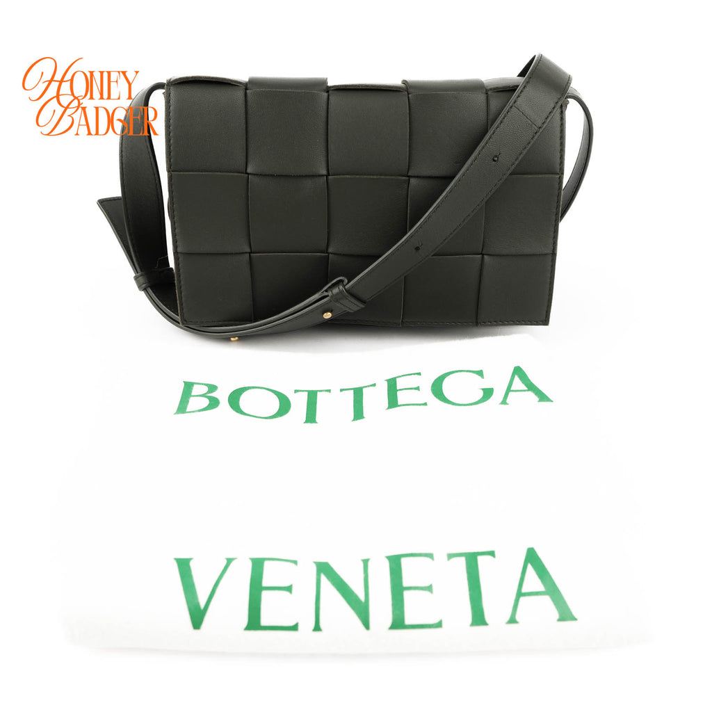 Bottega Veneta Cassette Shoulder Bag Dark Green Maxi Intrecciato Leather Gold Hardware